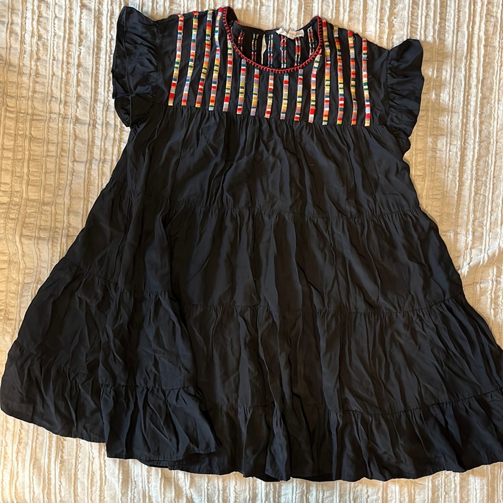 Black dress - size large. Purchased from Blue Door Boutique